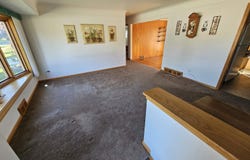 24925 Ward Street, Taylor, MI 48180