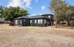 101 Watts Avenue, Ralls, TX 79357