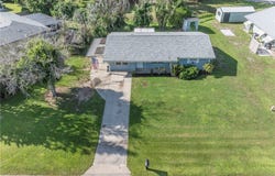 401 Lake Drive, Sebastian, FL 32958