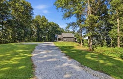 1200 Pine Orchard Rd, Smithville, TN 37166