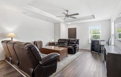 1013 Vernon Drive, Aubrey, TX 76227