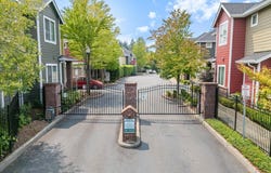 876 NW COUNCIL Dr, Gresham, OR 97030