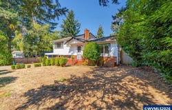 239 Moonlight Av SE, Salem, OR 97302