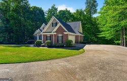 205 River Oaks Drive, Lagrange, GA 30240