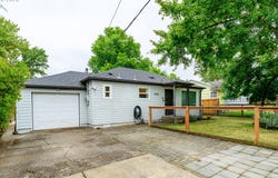 1835 CITY VIEW St, Eugene, OR 97405