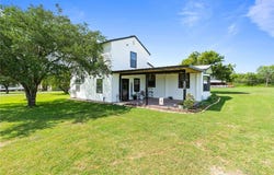 200 Baggs Trail, Mathis, TX 78368