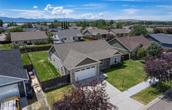 30 Ridge Line Lane, Bozeman, MT 59718