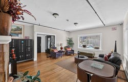 323 W 4Th Street, Long Beach, CA 90802