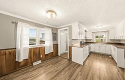 8650 State Road BB, New Bloomfield, MO 65063