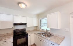 1735 JEFFERSON Drive, MOUNT DORA, FL 32757