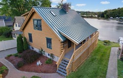 21 Taft Ave, Mendon, MA 01756