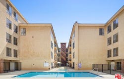 7300 Franklin Ave, Los Angeles, CA 90046