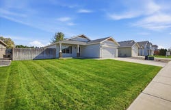 4409 Phoenix Ln, Pasco, WA 99301