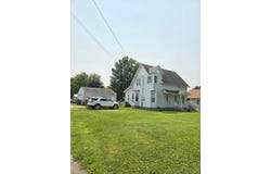 324 E 5th Street, Saint Charles, MN 55972