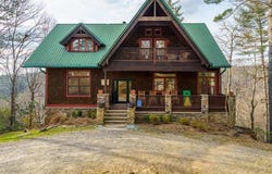 153 Riverview Circle, Blue Ridge, GA 30513