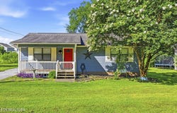 200 Doe Run Blvd, Clinton, TN 37716