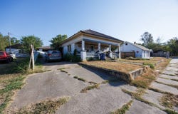 312 W Laurel St, Sedan, KS 67361