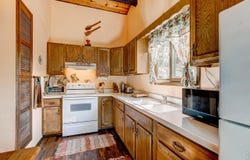 1142 Streamside Dr, Glen Haven, CO 80532