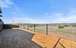 1053 Bluff Creek Drive, Strawn, TX 76475
