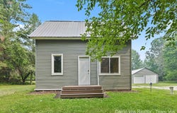 3251 E 46 Road, Cadillac, MI 49601