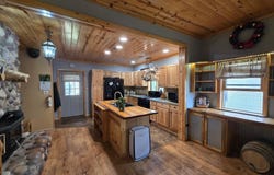 409 13th Ave, Ashland, WI 54806