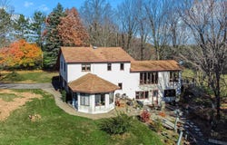 33175 N Lakes Trail, Lindstrom, MN 55045