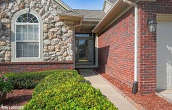 52843 Sable Drive, Macomb, MI 48042