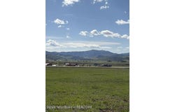BACHELOR'S BUTTON CIRCLE lot: 13, Etna, WY 83118
