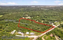 Hwy 42, Brumley, MO 65017