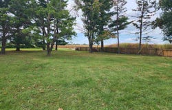 33 Kender Lane, Dawson, IL 62520