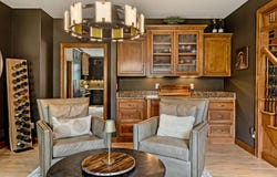 250 E Laurel Cir, Delafield, WI 53018