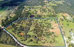 1085 County Road 426, Dime Box, TX 77853