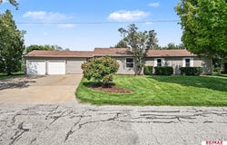 2506 Ponca Point, Plattsmouth, NE 68048