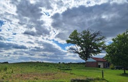12 S KINZER Road, KINZERS, PA 17535