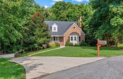 6045 Stone Bluff Drive, Clemmons, NC 27012