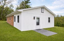 16 Gladeview Dr, Fries, VA 24330