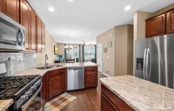 263 Lakeshore Drive, Oswego, IL 60543