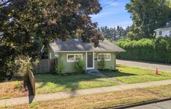 370 24TH St, Salem, OR 97301
