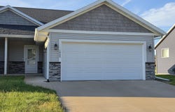 1909 Prairie Pl, Holmen, WI 54636