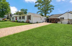 76 Alton Road, Babylon, NY 11702