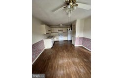 95 WESTVIEW MANOR, YORK, PA 17408