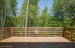203 Palomino Ct, Pinehurst, ID 83850