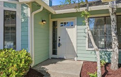29 Captains Dr, Alameda, CA 94502