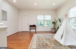 99 Pineview Ave, Severna Park, MD 21146