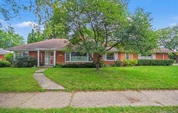 19925 E William Court, Grosse Pointe Woods, MI 48236