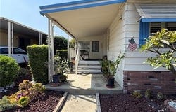 840 E Foothill, Azusa, CA 91702
