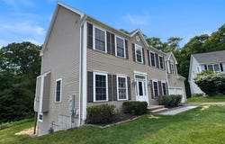 30 Castlewood Drive, Monroe, CT 06468