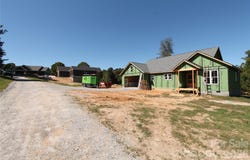 40 Whiskey River Run, Hendersonville, NC 28792