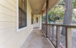 201 DOESKIN DR, Boerne, TX 78006