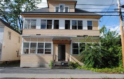 108 Woods Road, Syracuse, NY 13209